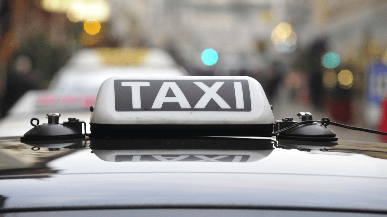 Why Choose Esher Taxis for Your Daily Commute & Special Occasions